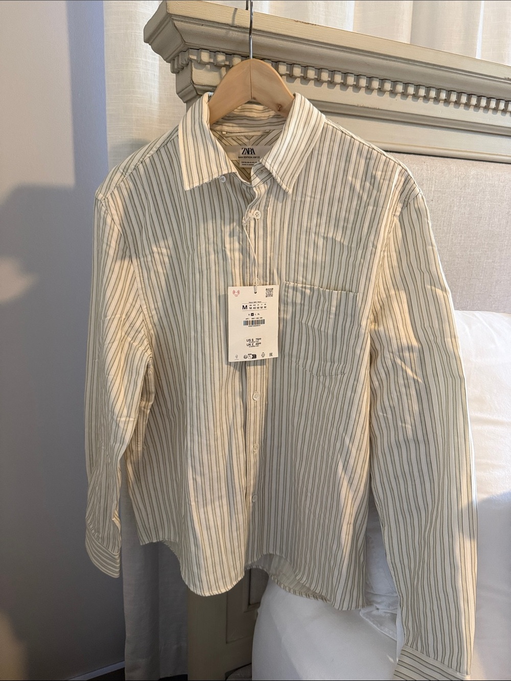 Zara Men’s Cream Button-Down Shirt with Gray/Light Mustard Vertical Stripes NWT